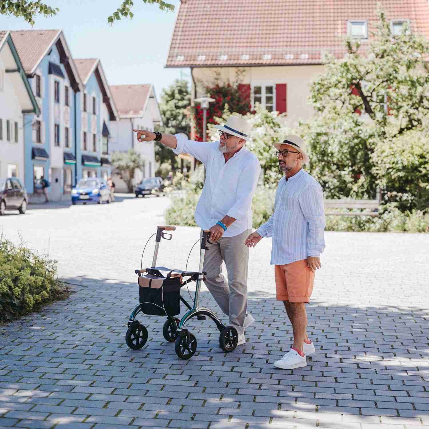Saljol Carbon Rollator CR62 mit Schleifbremse für sicheres Bergabgehen - Vollausstattung (HMV: 10.50.04.1260) / Sitzhöhe 62 cm